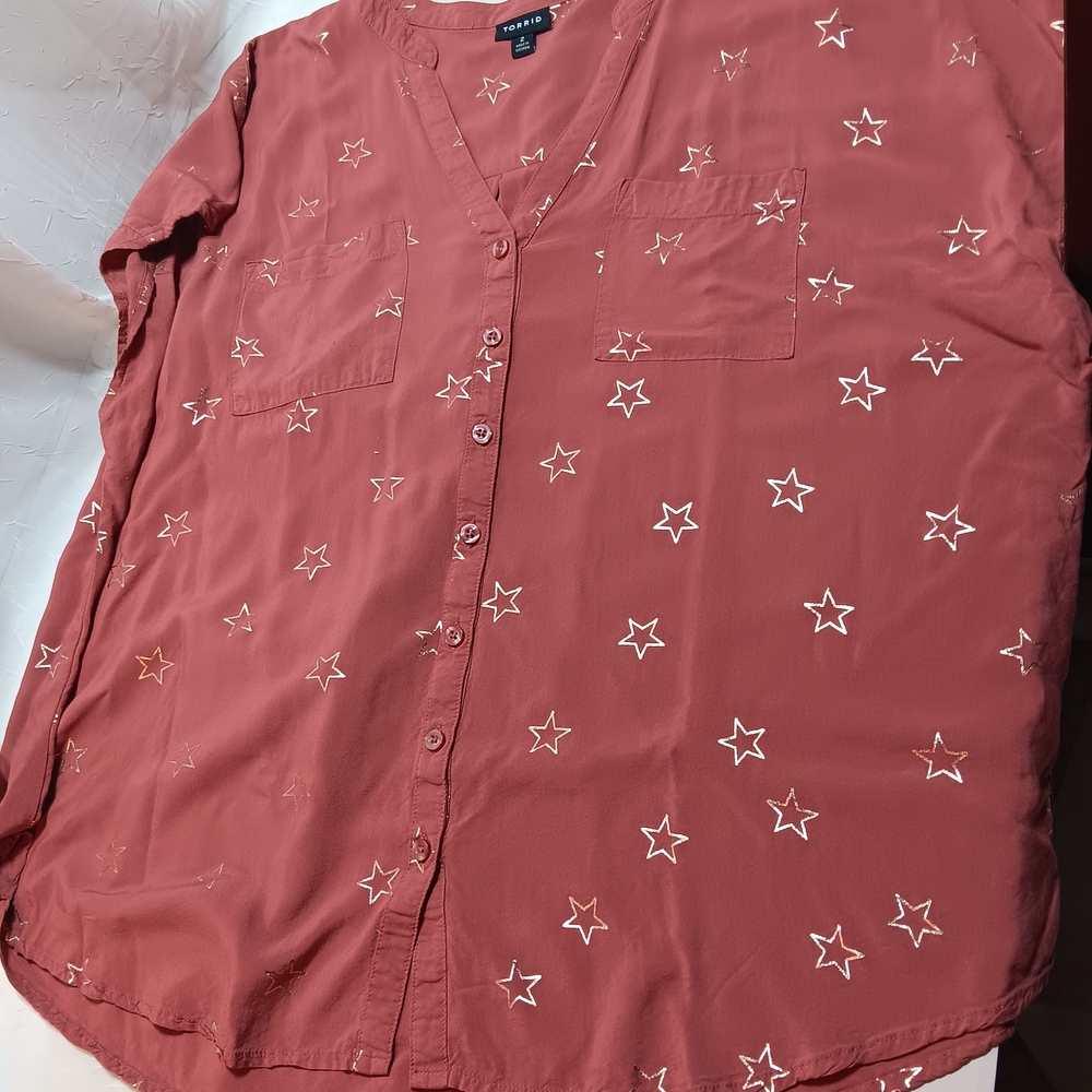 Torrid Rust Star Print Button Front Georgette Dolman Sleeves Blouse